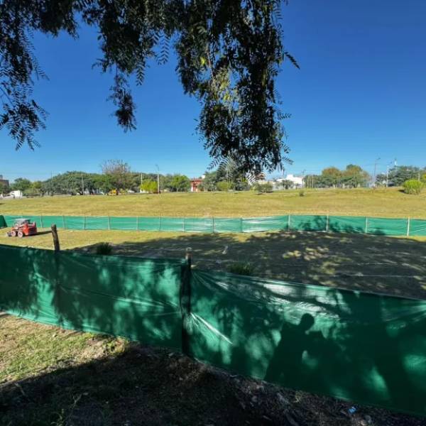 El municipio, luego de escuchar a decenas de chicos que lo practican, está construyendo una pista de bicicletas en Grand Bourg