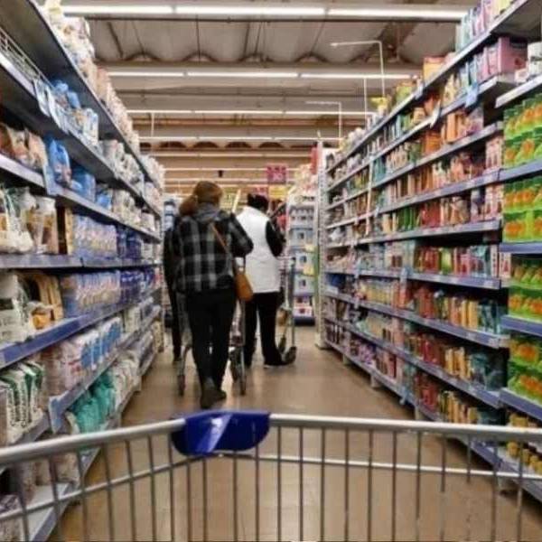 Los dos extremos: En Santa Cruz llenar un changuito del super cuesta $834.177. Mientras que en Misiones sale $748.815