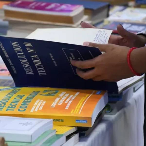 Ciudad de Salta: Sumate a una nueva colecta de libros para darle una mano a quienes estudian en el nivel superior