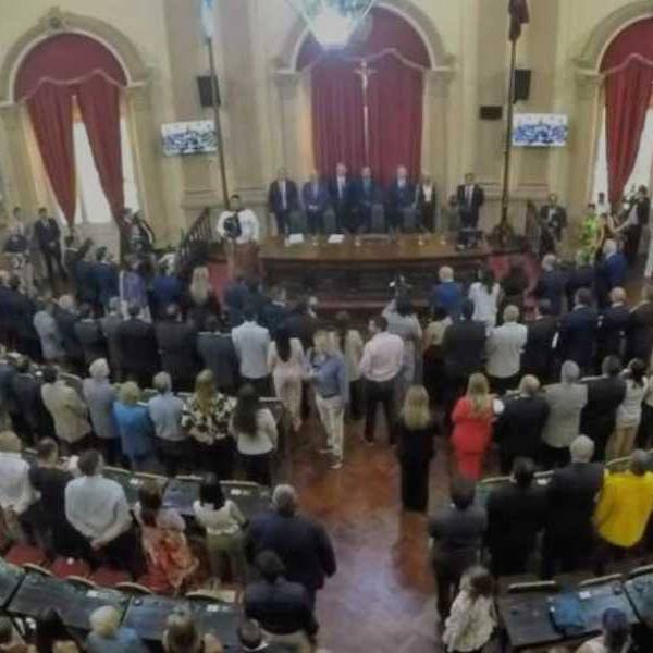 Juraron los nuevos legisladores salteños: Por amplia mayoría el saencismo retuvo el control de ambas cámaras