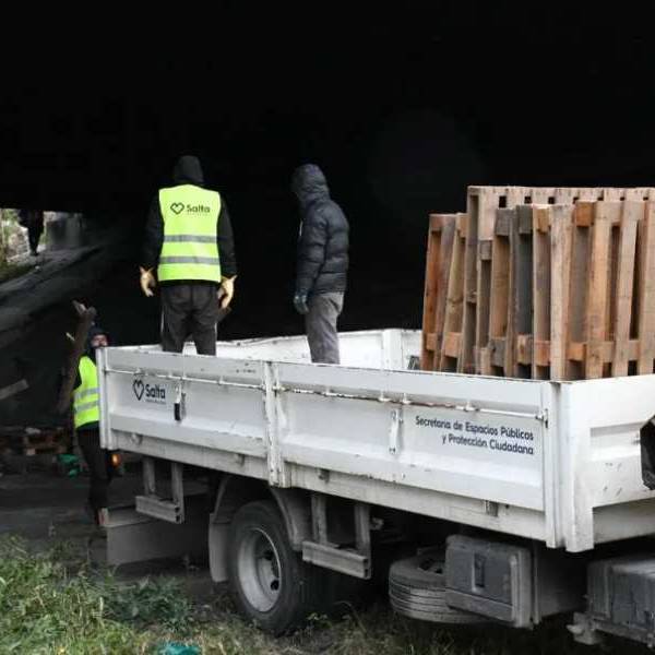 Por pedido de los vecinos la Municipalidad recuperó y limpió un espacio entre Av. Paraguay y Av. Chile