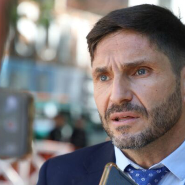 La frase del gobernador de Santa Fe en medio del caso Adorni: “Belgrano donó su fortuna para fundar escuelas, cuando otros trabajaban para enriquecerse”