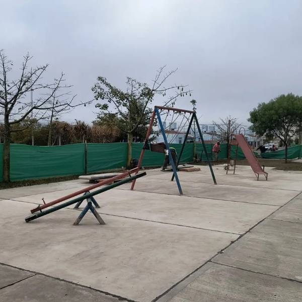 Avanza la construcción del Paseo Deportivo y Recreativo en El Huaico
