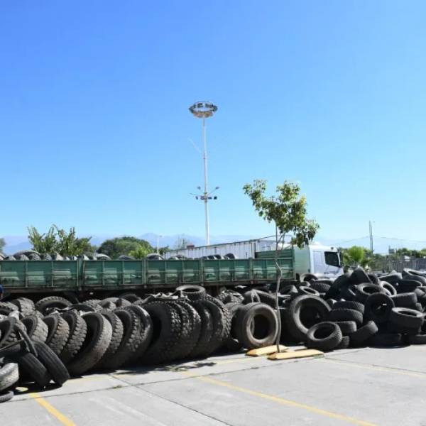 Cifra impactante de El Neumatón: El municipio de  Salta, a un paso de sacar de las calles 1.900 toneladas de neumáticos en desuso