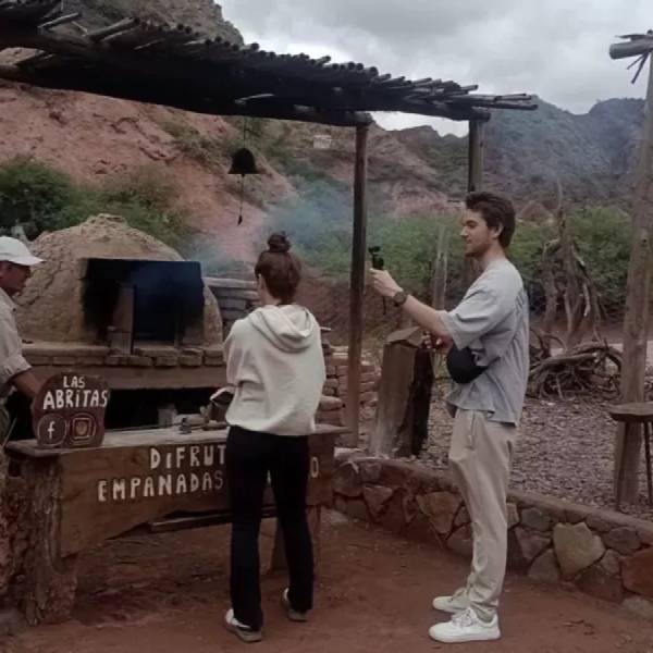 Influencers y creadores de contenidos británicos y españoles difunden los atractivos turísticos de Salta en el mundo