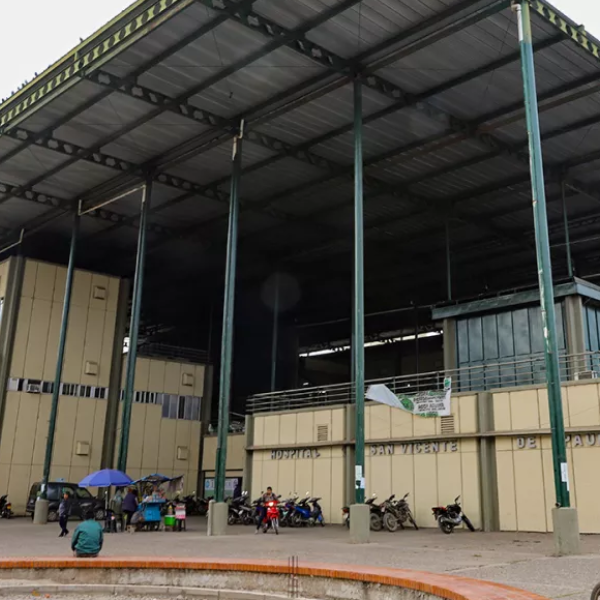 La atención a extranjeros cayó drásticamente en Orán: Reportan un promedio de solo cuatro consultas mensuales