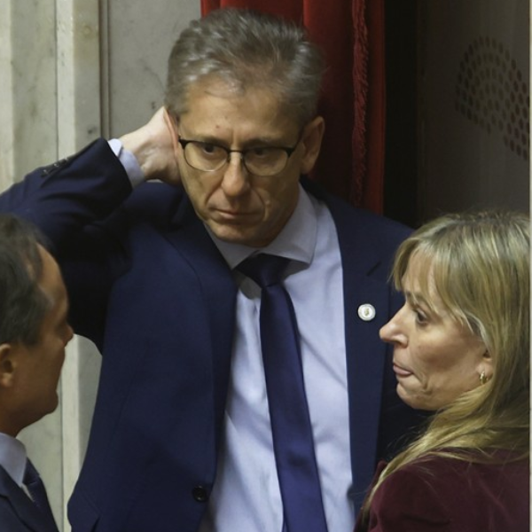 Fue paliza: Los gobernadores le hicieron sentir su poder a Milei y aprobaron los proyectos de ATN y combustible