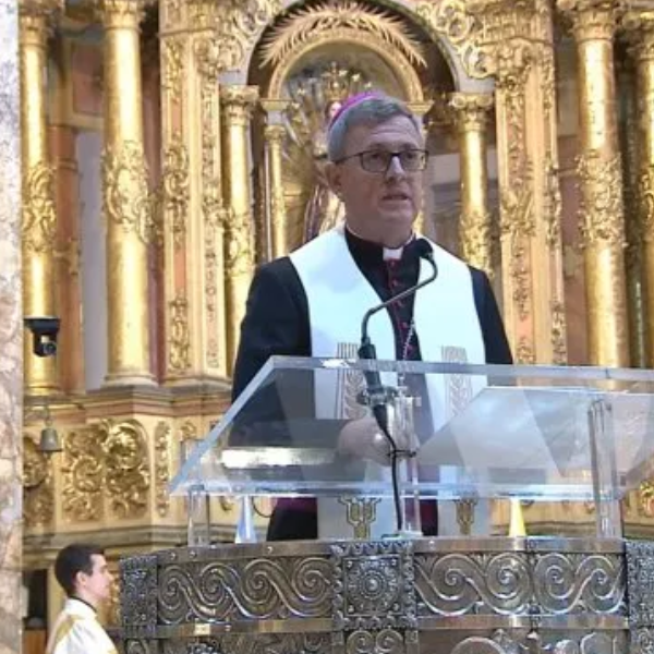 García Cuerva a Milei en el Tedeum : “Es cruel y escandalosa la ostentación, el despilfarro y el derroche”