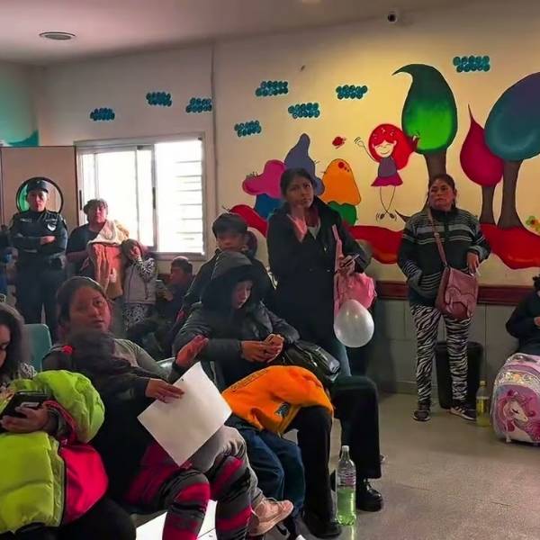 El Hospital Materno Infantil: Está desbordado por la gran cantidad de pacientes con complicaciones respiratorias graves