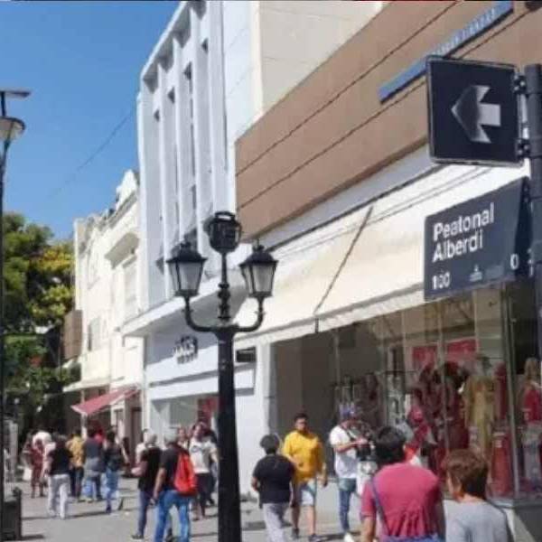 La Secretaría de Trabajo de Salta informó que los super y comercios abrirán, el 31 de diciembre, hasta hs 17