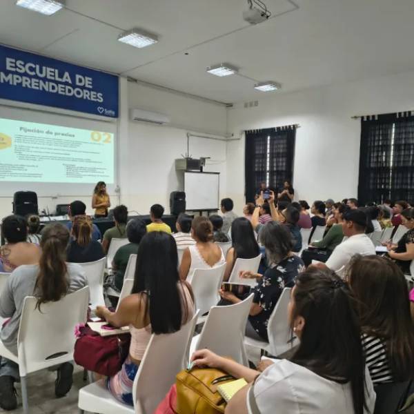 Más vecinos de la ciudad de Salta se capacitan en cálculo de costos para fortalecer sus emprendimientos