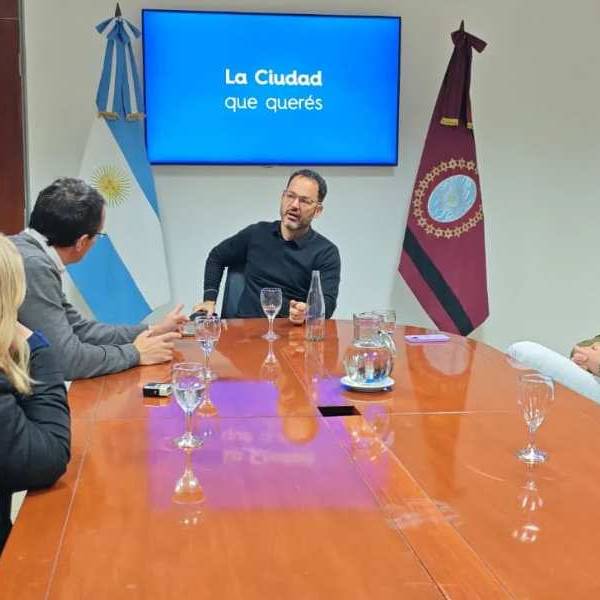 La Municipalidad y Cerámica Salteña formarán a 500 personas por mes