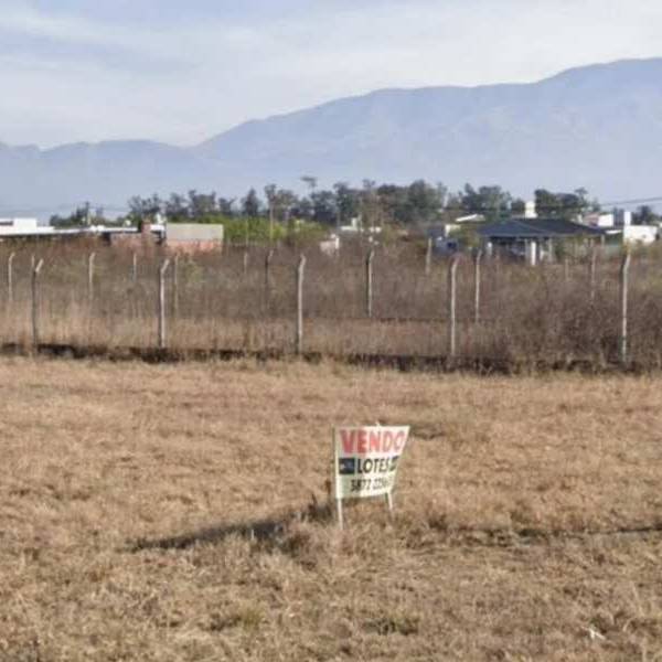 A partir de un nuevo reglamento los que vendan lotes en Salta deberán informar el estado real de agua, cloacas y luz