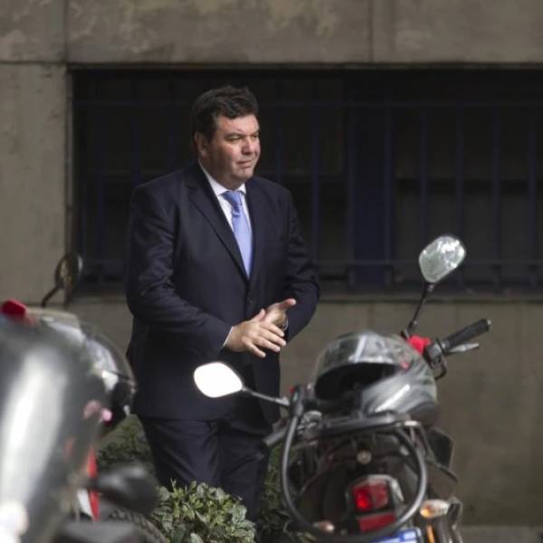 El juez Lijo ordenó levantar el secreto fiscal y bancario de Adorni y de su esposa en la causa por enriquecimiento ilícito