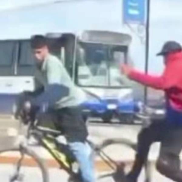 Recuperan la bicicleta robada a un vendedor ambulante en barrio Sanidad: la cara del ladrón está en todos lados