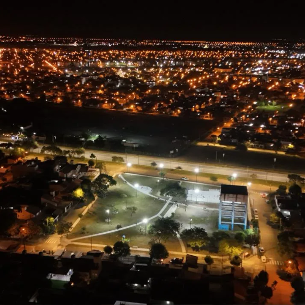 Más que una obra, un espacio para la familia.  La plaza Vaquer de barrio San Carlos luce totalmente renovada