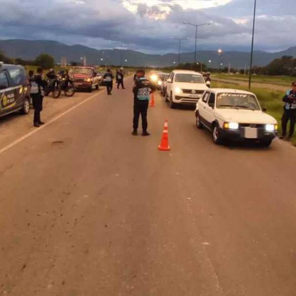 Fiestas de Año Nuevo: La Policía Vial de Salta sancionó a más de 100 conductores alcoholizados