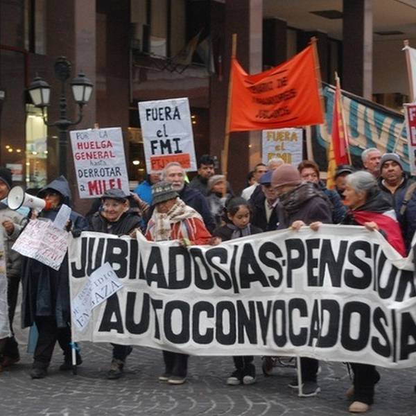 En Salta también marcharon en apoyo a Cristina Kirchner: 