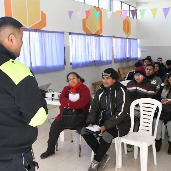 La Municipalidad continúa con los cursos para obtener la primera licencia