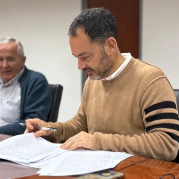 El municipio firmó el primer convenio por plusvalía para una obra vial en zona sur