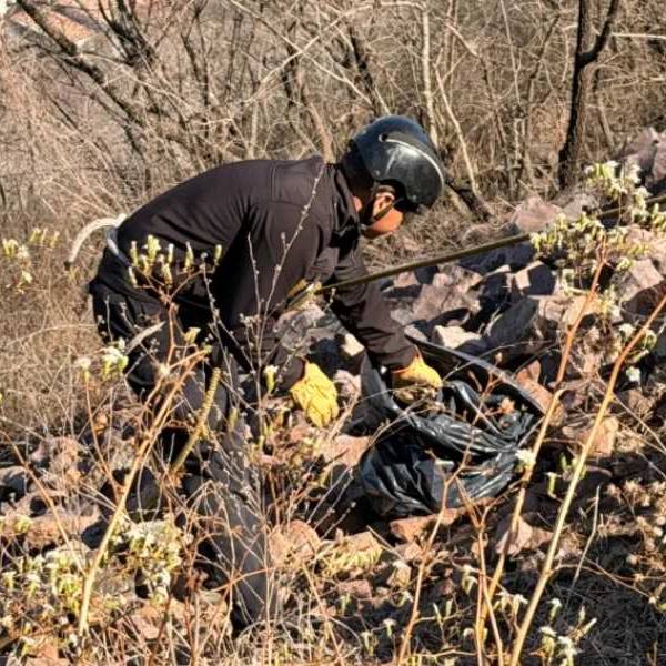 El municipio desplegó un nuevo operativo de limpieza en los cerros San Bernardo y 20 de Febrero