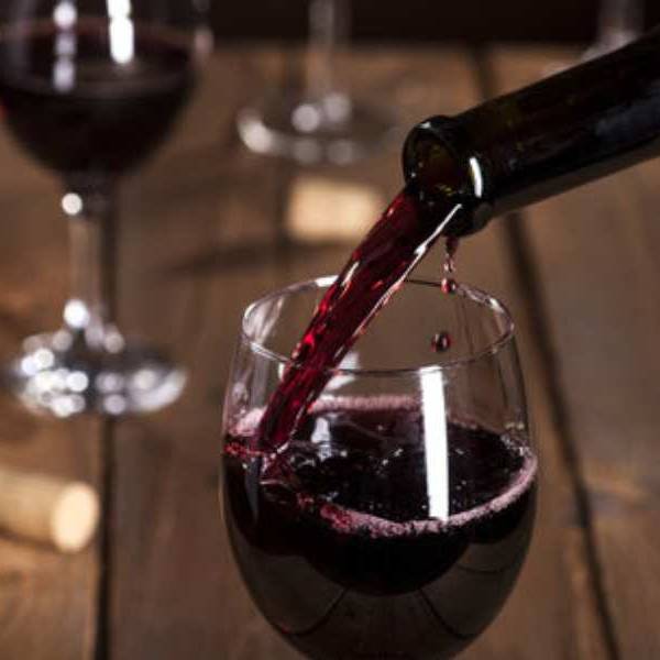 Desplome histórico del consumo de vino: Los viñedos de Salta, en alerta roja