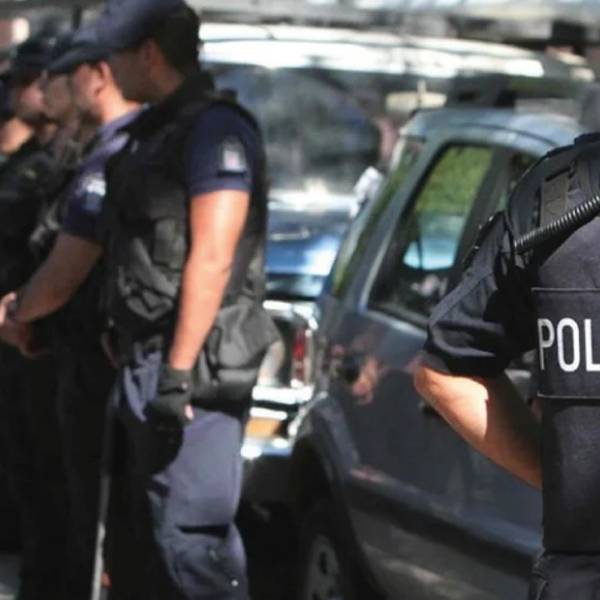 Tres policías salteños fueron suspendidos tras la desaparición de más de tres kilos de cocaína