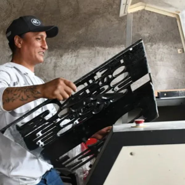 La Red de Empleo de la Municipalidad de Salta sigue generando trabajo: dos incorporaciones en Baux Carpinterías