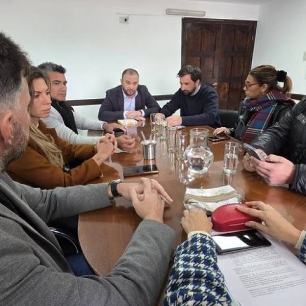 El Concejo rechazó la solicitud de prórroga de Pablo López y lo intiman a que se presente este  jueves 31