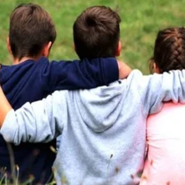Un nuevo comienzo, un nuevo hogar: 3 hermanitos salteños fueron adoptados juntos