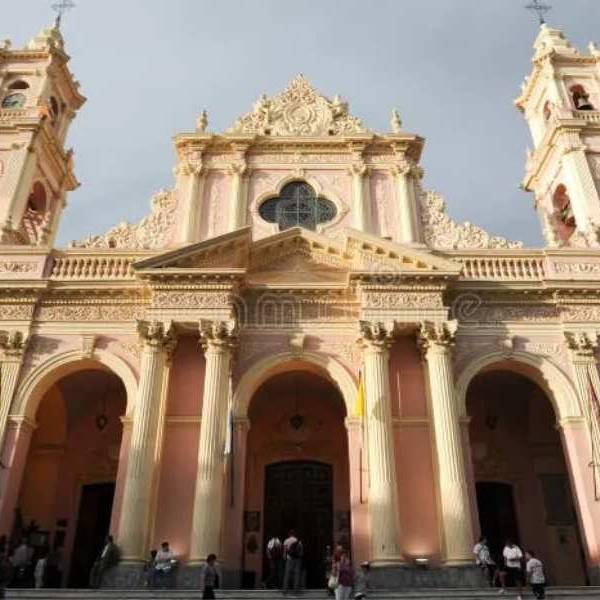 La tradición de los campaneros de la Catedral se pasa a nuevas generaciones: 