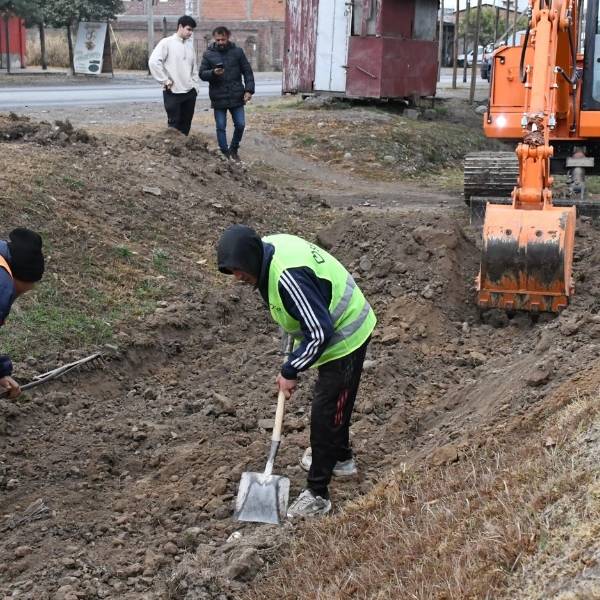 Se realizó la apertura del canal pluvial del barrio Solís Pizarro