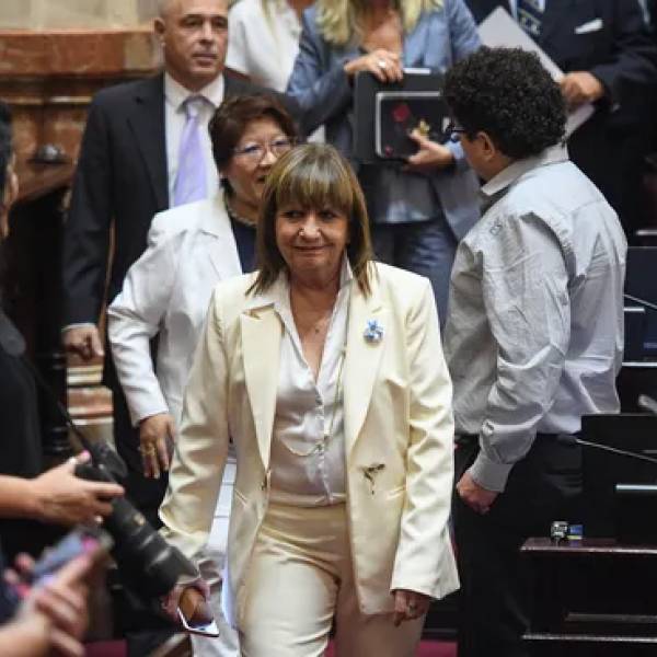 El futuro de Manuel Adorni se juega en el Senado y depende de Patricia Bullrich