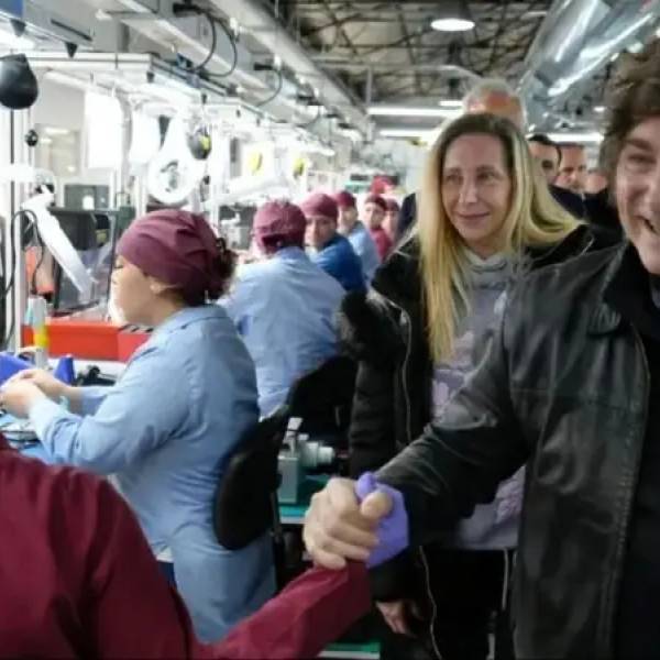 Una fábrica de Tierra del Fuego, que Milei visitó  hace un mes, despidió a 150 trabajadores