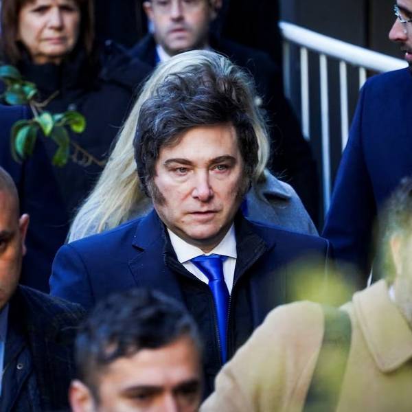 Milei firmó el veto a las leyes que aumentaban las jubilaciones y los fondos para discapacidad