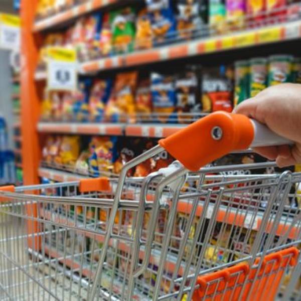 El consumo en Argentina cayó 2,2% anual en mayo y marcó su sexta baja consecutiva: crece la preocupación de empresarios por la demanda