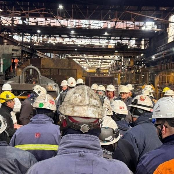 La planta siderúrgica Acindar paralizó  su producción y suspendió a 500 operarios