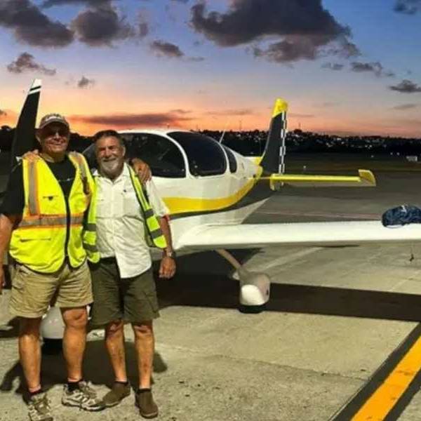 Un piloto salteño cruzó el océano Atlántico en un avión liviano: 