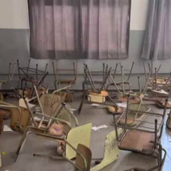 En Mendoza más de 100 alumnos destrozaron el colegio porque no les dieron libre el último día de clases