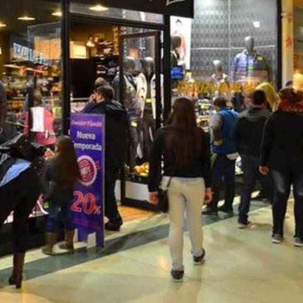 Argentina: Las ventas minoristas de las pymes cayeron 0,2% en agosto y acumulan una baja de 2,4% en el año