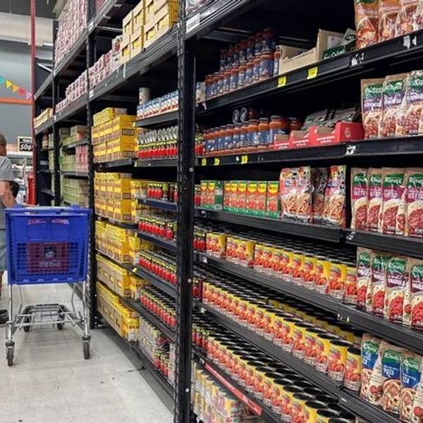 El consumo masivo cayó nuevamente: las ventas en súper y mayoristas fueron las más golpeadas