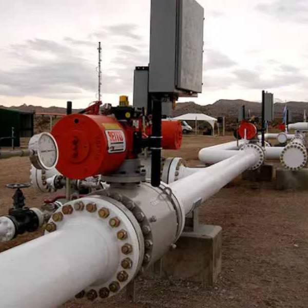 Argentina congelada: Demanda récord y falta de inversión provocando un colapso en el suministro de gas