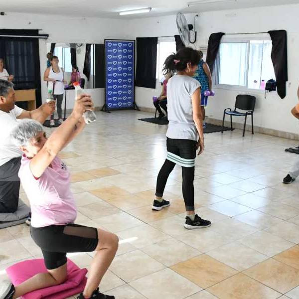 Súmate a las clases de aerobic y funcional en el CIC de Limache