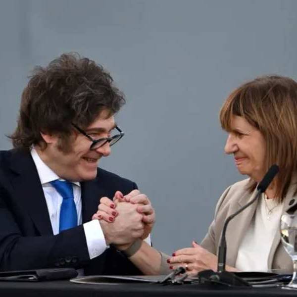 Interna en la Libertad Avanza: Bullrich le ofreció a Milei renunciar a la presidencia del bloque en el senado