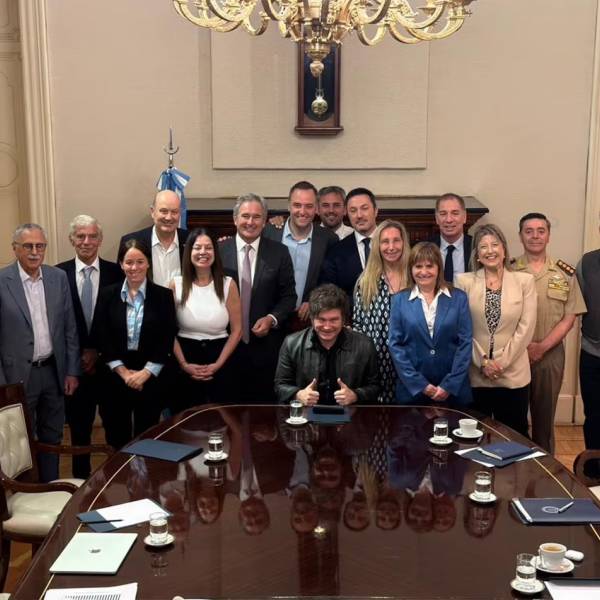 Para el 2026 el Gobierno Nacional quiere reducir la planta de empleados estatales en un 10%