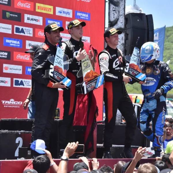 El Autódromo “Martín Miguel de Güemes” vivió un domingo inolvidable con la final del TC2000: Más de 30 mil personas colmaron las tribunas