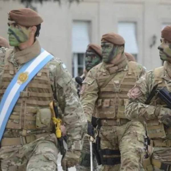 El Gobierno otorgó un bono extraordinario de $50.000 para las Fuerzas Armadas y de seguridad federal