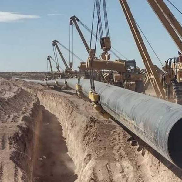 El presidente Milei paralizó obras públicas claves que dejaron al país sin gas
