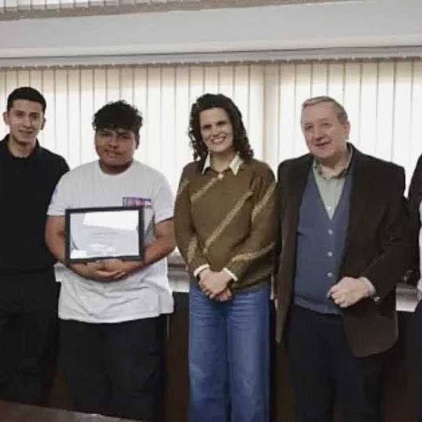Educación brindó un reconocimiento a Dylan Gutiérrez el joven salteño que se destacó en el Mundial de Robótica