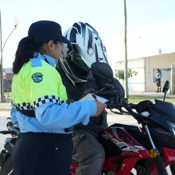 Más de 40 motos secuestradas en un megaoperativo de tránsito en la Ciudad de Salta: Circulaban sin documentación. sin cascos o alcoholizados